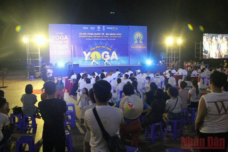 Sự kiện thu hút đông đảo người yêu mến Yoga tham gia. Khai mạc “Lễ hội Yoga quốc tế - Đà Nẵng 2022” -0