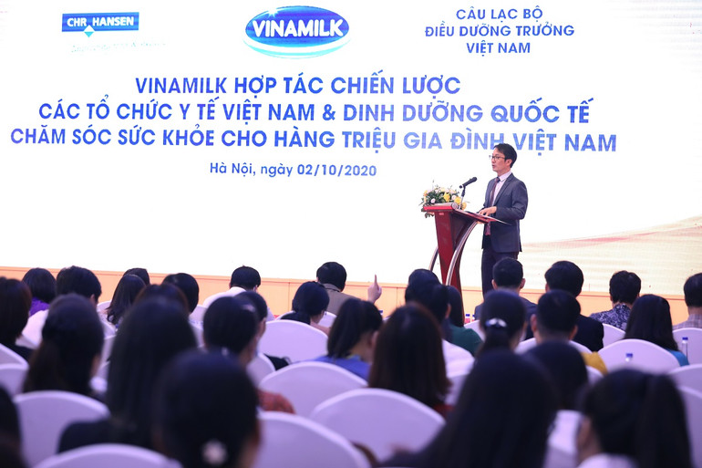 Vinamilk chăm sóc sức khỏe cho trẻ em và người cao tuổi Việt Nam -0
