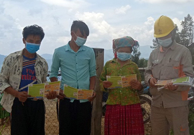 Điện về sáng bản vùng cao -0