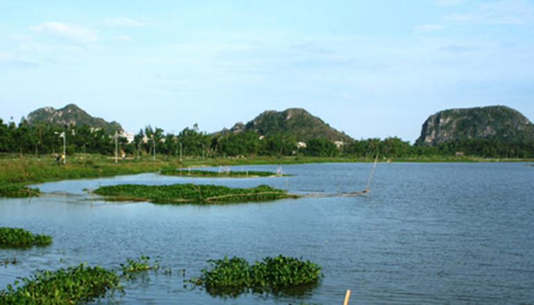 Dòng sông Cổ Cò đoạn qua tỉnh Quảng Nam. Quảng Nam đẩy nhanh tiến độ thi công nạo vét sông Cổ Cò -0