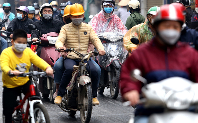 Xe máy “đồng nát” tung hoành trên đường phố Hà Nội -3