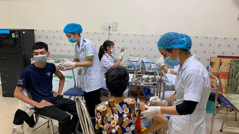 Thành phố Nam Định dỡ phong tỏa 23 khu dân cư -0