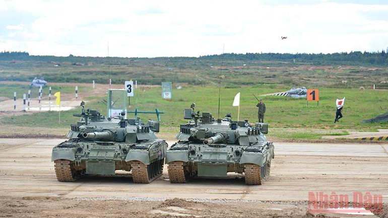 Ấn tượng lễ khai mạc chính thức của cuộc thi Xe tăng hành tiến -0