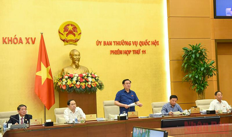 Bế mạc Phiên họp lần thứ 11 của Ủy ban Thường vụ Quốc hội -0