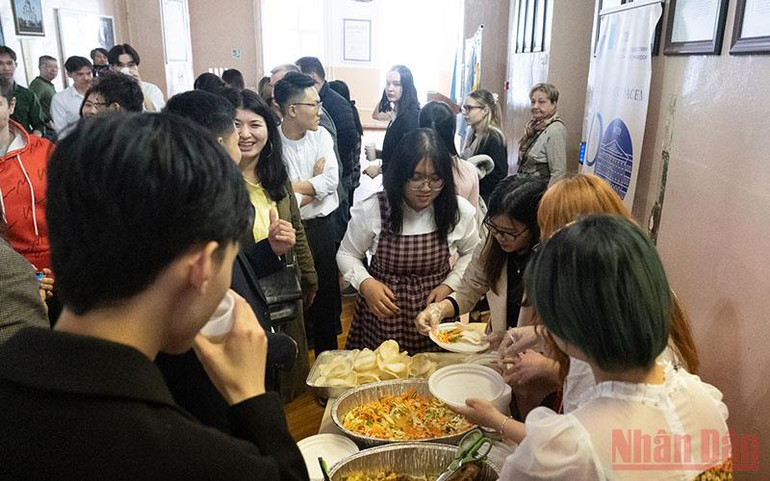 Ngày Việt Nam đầu tiên ở Đại học Ngôn ngữ Moskva -0