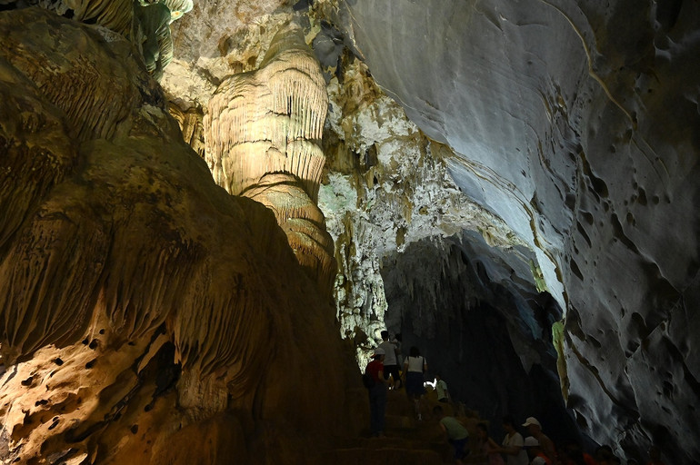 Khám phá “Thiên Nam đệ nhất động” -0