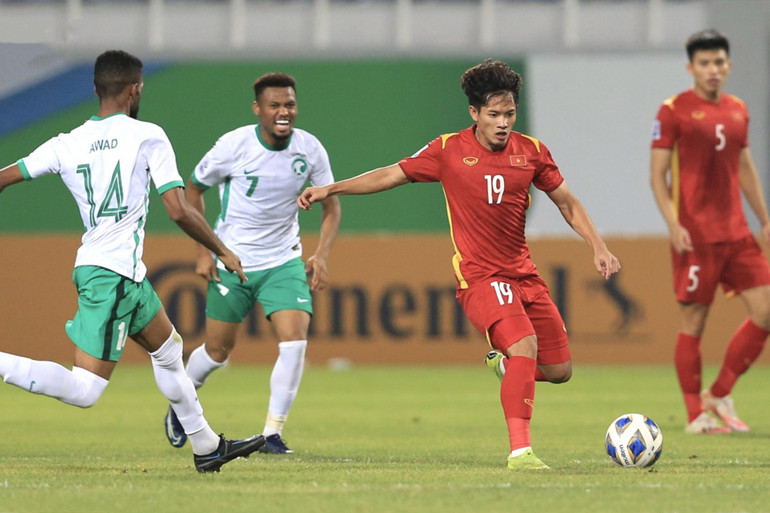 Thanh Nhân thi đấu tích cực sau khi vào sân đầu hiệp 2. (Ảnh: Ngọc Duy) (Hiệp 2) U23 Việt Nam 0-2 U23 Saudi Arabia: Gia tăng cách biệt -0