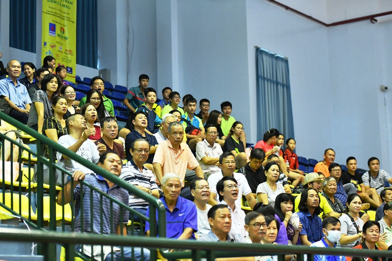 Mãn nhãn với các cặp đấu ở bán kết đồng đội nam, nữ -0