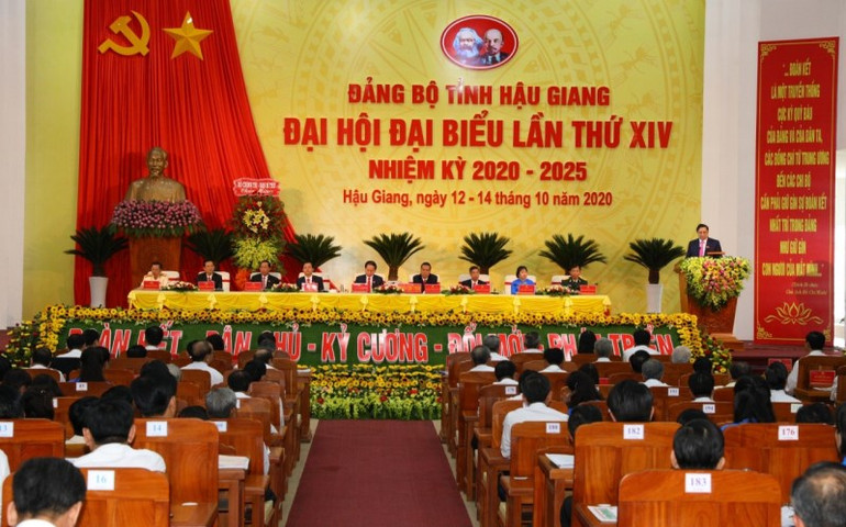 Quang cảnh đại hội. Khai mạc Đại hội Đảng bộ tỉnh Hậu Giang lần thứ 14 -0