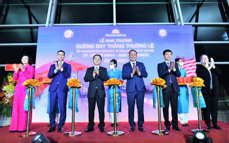 Lễ khai trường đường bay thẳng thường lệ TP Hồ Chí Minh-San Francisco. Vietnam Airlines thực hiện chuyến bay thẳng thường lệ đầu tiên đến Mỹ -0