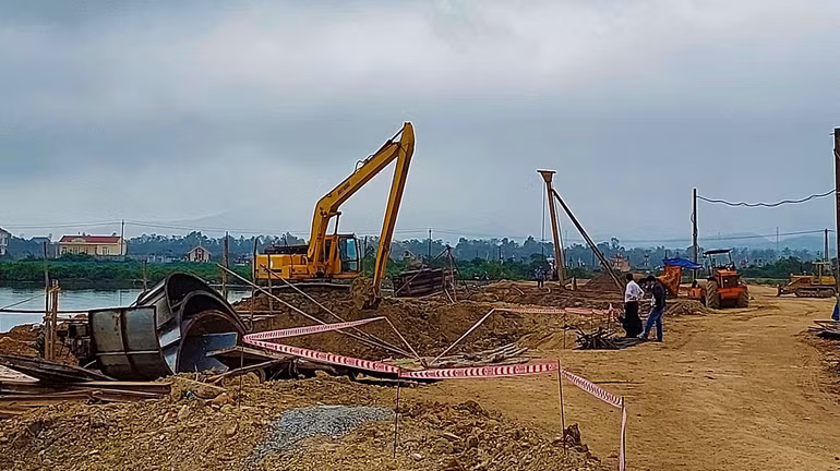 Quảng Bình: Bắc cầu, đưa niềm vui về vùng cồn bãi sông Gianh -0