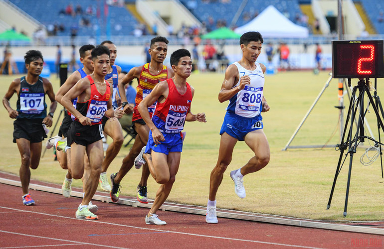 Nguyễn Thị Oanh phá kỷ lục SEA Games trong ngày điền kinh liên tiếp “gặt vàng” -0