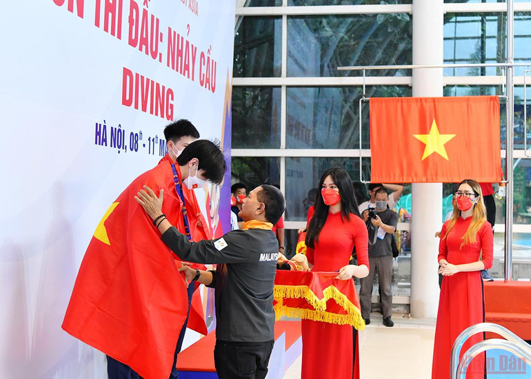 Nhảy cầu mang niềm vui đầu về cho Thể thao Việt Nam tại SEA Games 31 -0