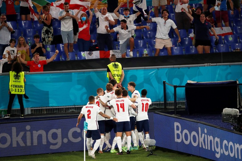 Những hình ảnh ấn tượng tại tứ kết EURO 2020 -0