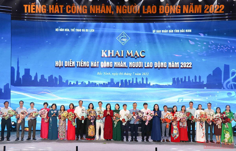 Khai mạc Hội diễn “Tiếng hát công nhân, người lao động năm 2022” -0
