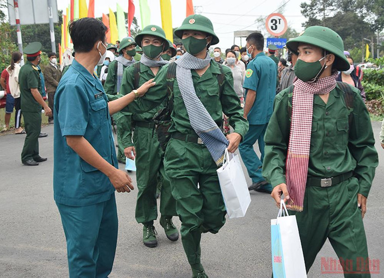 Rộn ràng ngày hội tòng quân trên cả nước -2