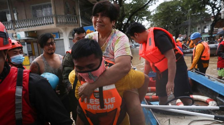 39 người thiệt mạng do bão Vamco, Philippines tìm kiếm hàng chục người mất tích -0