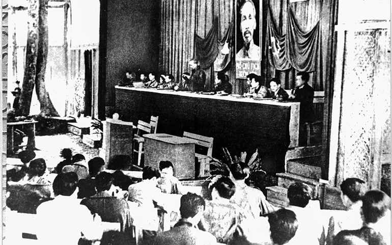 Đại hội đại biểu toàn quốc lần thứ II họp từ ngày 11 đến ngày 19-2-1951 tại xã Vinh Quang, huyện Chiêm Hóa, Tuyên Quang. Ảnh tư liệu Bác Hồ với Hội nghị thành lập Đảng và các Đại hội của Đảng -0
