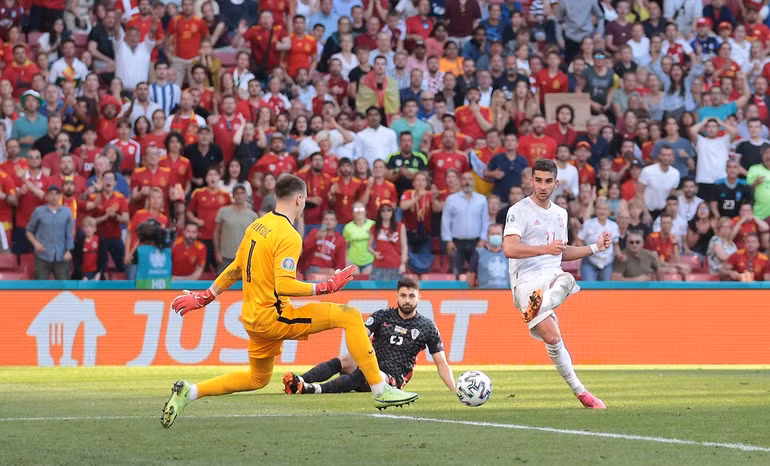 Cận cảnh bữa tiệc tám bàn thắng đưa Tây Ban Nha vào tứ kết Euro 2020 -0