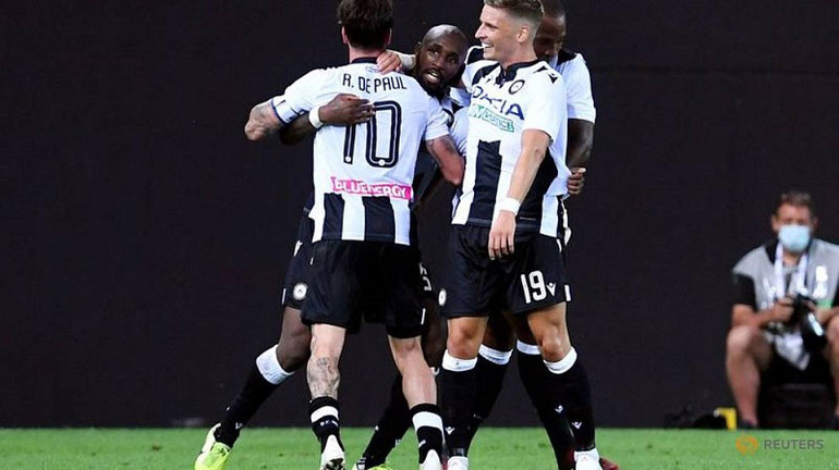 Thua sốc Udinese, Juventus lỡ cơ hội đăng quang sớm ba vòng đấu -0