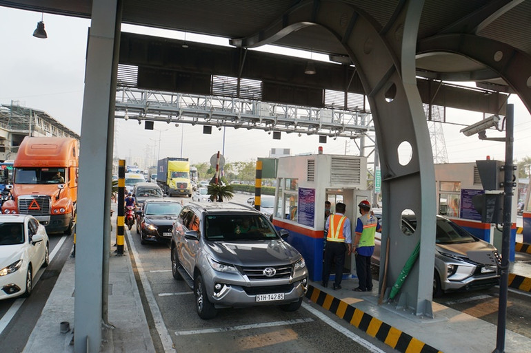 Hôm nay 1-4, thu phí BOT Xa lộ Hà Nội -0