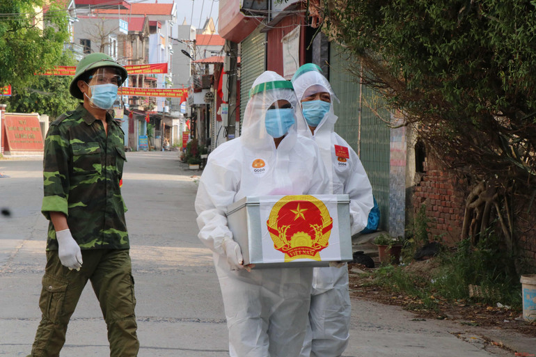 Lá phiếu niềm tin giữa “tâm dịch” Mão Điền -0