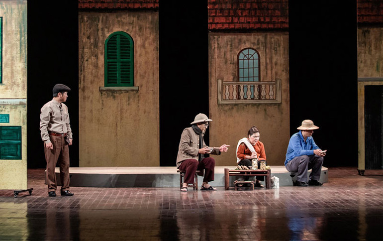 “Lá đơn thứ 72” - vở diễn xúc động về hình tượng Bác Hồ -0