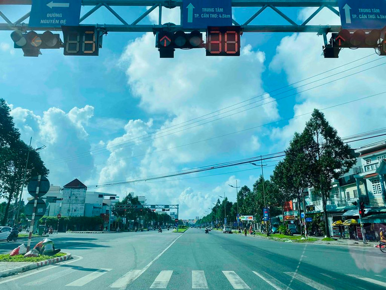 TP Cần Thơ ngày đầu giãn cách theo Chỉ thị 16 ở 2 quận trung tâm -0