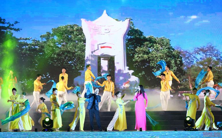 Kỷ niệm 50 năm Ngày giải phóng tỉnh Quảng Trị và 50 năm sự kiện 81 ngày đêm chiến đấu bảo vệ Thành cổ Quảng Trị -1