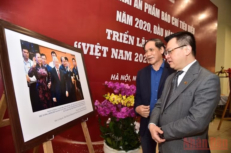 Báo Nhân Dân số đặc biệt đoạt giải Ấn phẩm báo chí tiêu biểu của Hội Nhà báo Việt Nam -0