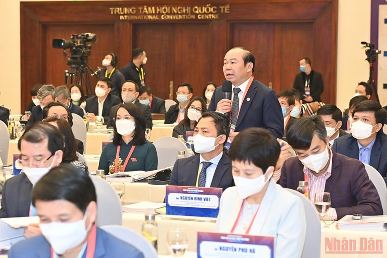 Nhiều ý kiến tâm huyết, thiết thực trong việc phục hồi và phát triển kinh tế-xã hội tại Diễn đàn Kinh tế Việt Nam 2021 -0