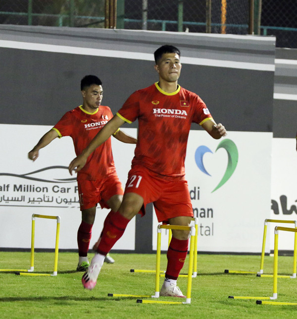 Buổi tập thứ hai của đội tuyển Việt Nam: Củng cố tấn công, phòng ngự -0