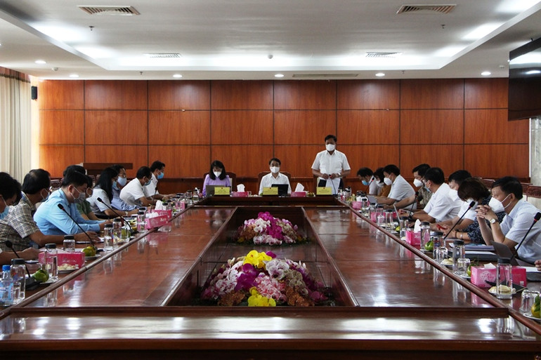 Đoàn Bộ Y tế kiểm tra công tác chống dịch tại Hậu Giang -0