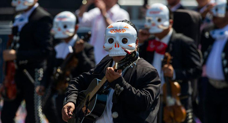 “Ngày của người chết” quay trở lại trên đường phố Mexico ảnh 3 “Ngày của người chết” quay trở lại trên đường phố Mexico -0