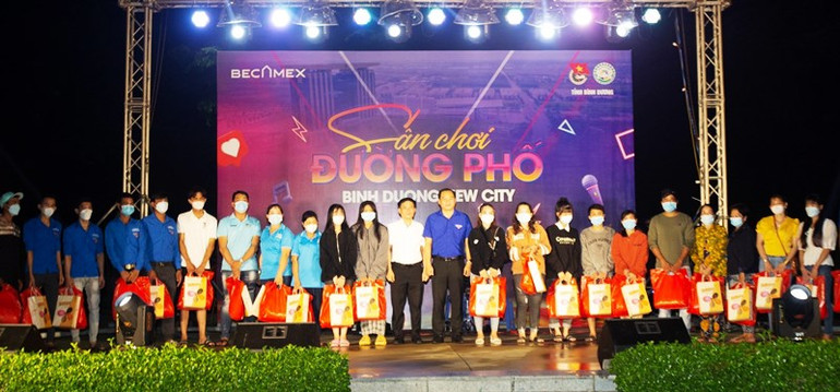 Ra mắt mô hình sân chơi cho công nhân lao động tại Bình Dương -0