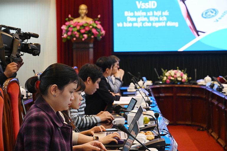 Giao lưu trực tuyến về VssID - Bảo hiểm xã hội số -0