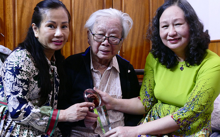 Hồng Đăng, người đã về với biển -0