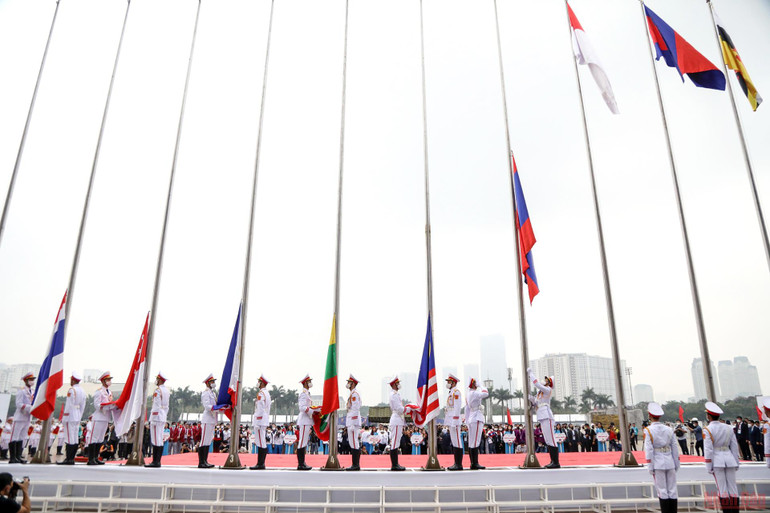 Cận cảnh lễ thượng cờ các Đoàn thể thao dự SEA Games 31 -0