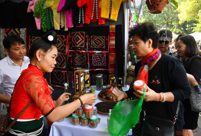 Sắc mầu Sơn La – Tây Bắc tại Hà Nội -0