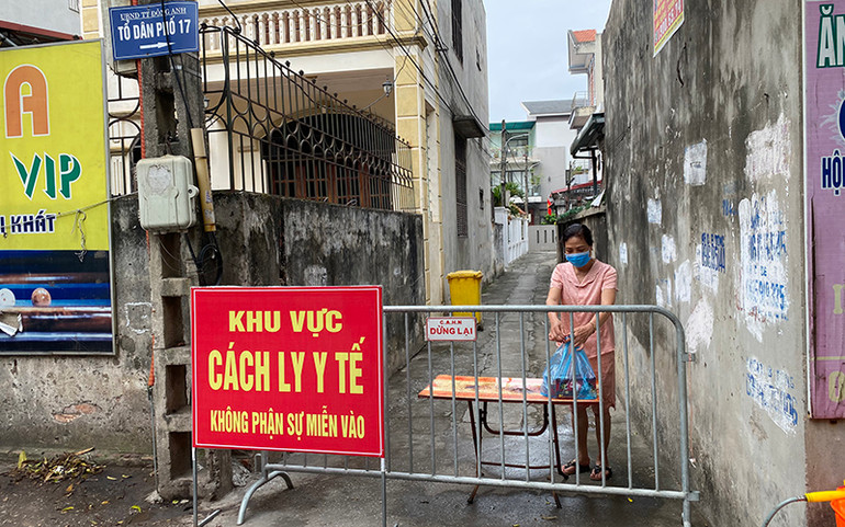 Bảo vệ một công ty tại Khu công nghiệp Thăng Long, Hà Nội dương tính với SARS-CoV-2 -0