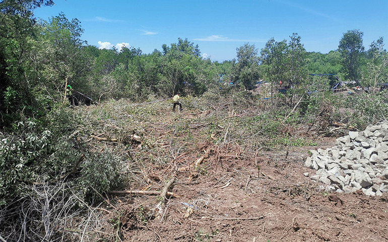Đơn vị thi công có “cầm đèn chạy trước ô-tô”? -0