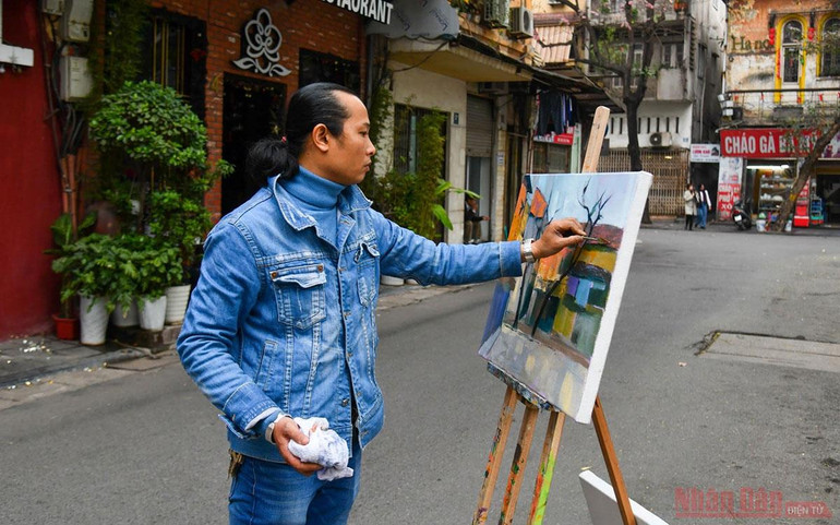 Hà Nội thanh bình trong sớm mùng 1 Tết -0