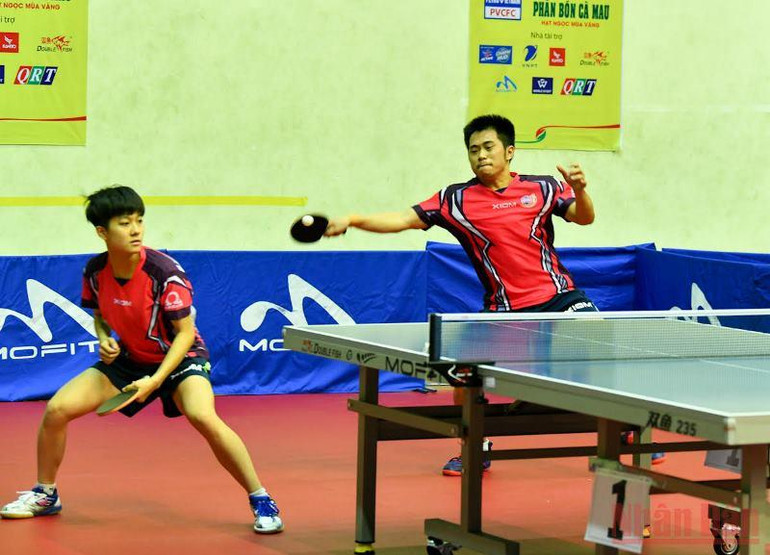 Mai Ngọc, Anh Hoàng dừng bước ở vòng 2, đôi nam nữ -0