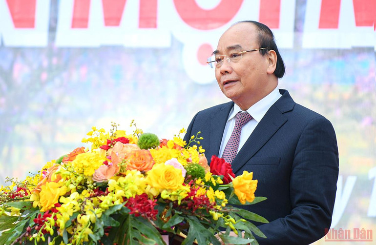 Chủ tịch nước Nguyễn Xuân Phúc dự Ngày hội “Sắc Xuân trên mọi miền Tổ quốc” năm 2022 -0