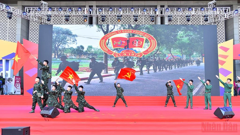 Nhiều hoạt động nghề nghiệp, giao lưu hấp dẫn tại Hội Báo toàn quốc 2022 ảnh 10 Nhiều hoạt động nghề nghiệp, giao lưu hấp dẫn tại Hội Báo toàn quốc 2022 -0
