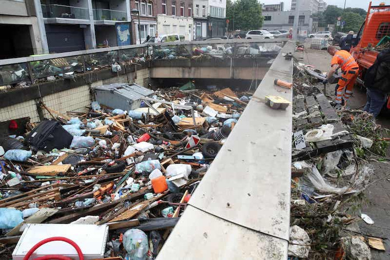 Số người chết do lũ lụt tại châu Âu vượt 125 người, hàng trăm người mất tích -8