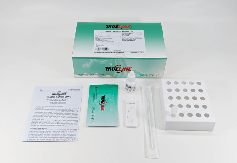 Kit test nhanh "made in Vietnam" Trueline Covid-19 Ag Rapid Test đã và đang sử dụng rộng rãi, hiệu quả tại Việt Nam. Hà Nội tiếp nhận 100 bộ nghìn bộ test nhanh Covid-19 “made in Vietnam” -0