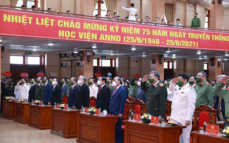 Lễ kỷ niệm 75 năm Ngày truyền thống Học viện An ninh nhân dân -0