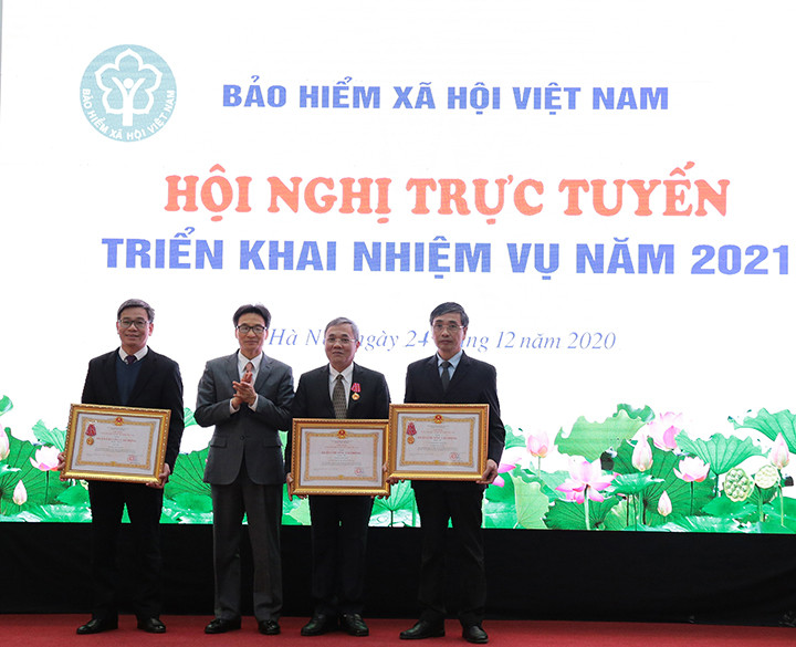 Gần 1,1 triệu người tham gia bảo hiểm xã hội tự nguyện -0