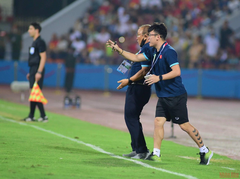 (Ảnh: Trần Hải) (Hiệp 2) U23 Việt Nam 0-0 U23 Malaysia: Chờ bàn mở tỷ số -0
